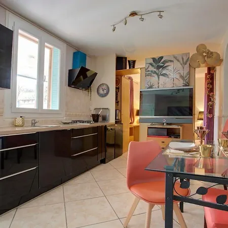 35 M2 Patio Sur Jardin *